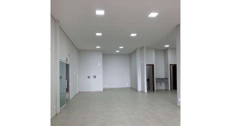 GUARAPUAVA - SALA 1 - EXCELENTE LOCALIZAÇÃO